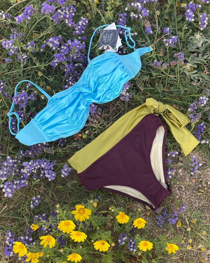 חזיית ברזלים דגם לוטוס צבע תכלת