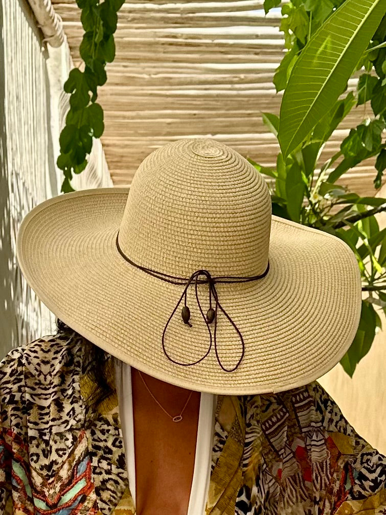כובע קש רחב שוליים עם שרוך דגם מקסיקו
