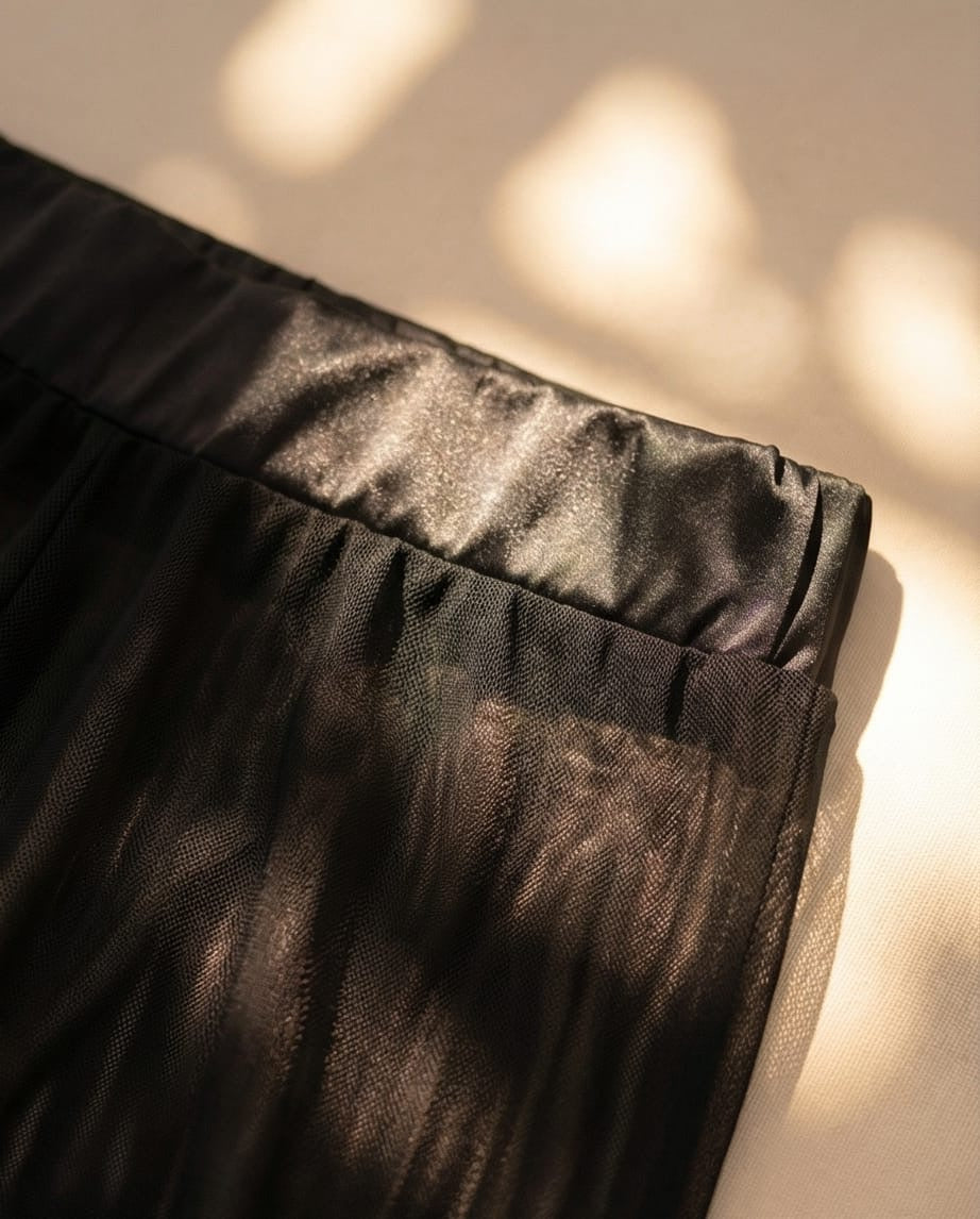 מכנס חוף איביזה – מכנס שיפון שקוף מעל בגד ים