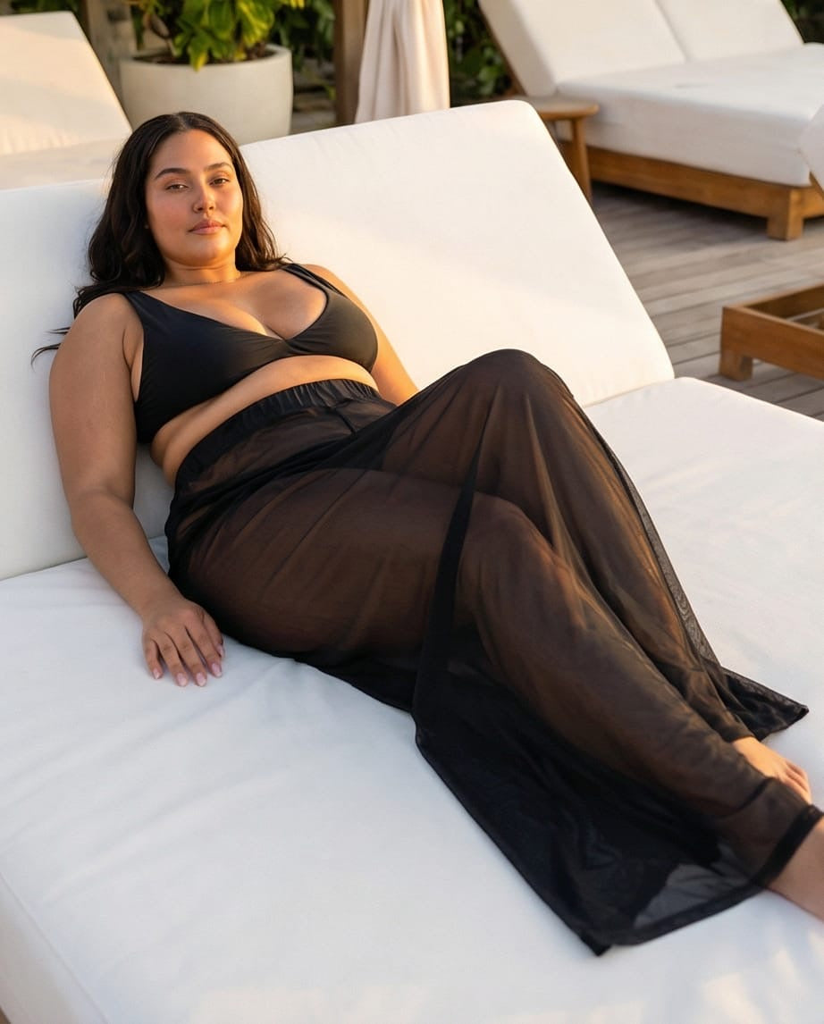 מכנס חוף איביזה – מכנס שיפון שקוף מעל בגד ים