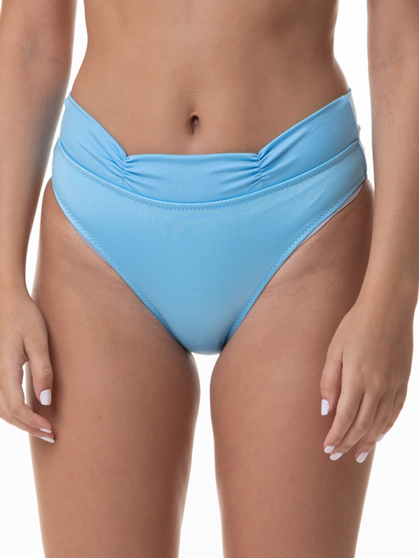 תחתון כיווצים עדינים וגימור ללא תפר גומי צבע תכלת בהיר